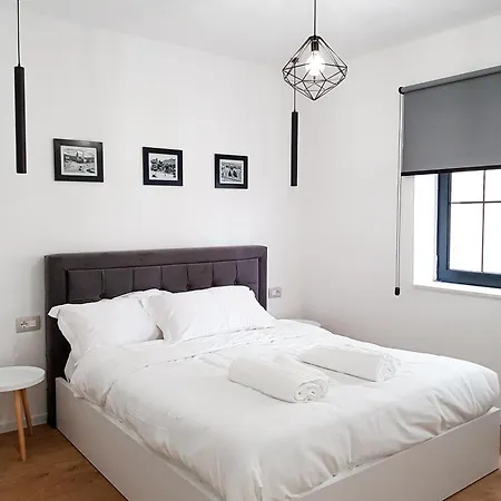 Premium Apartament 公寓 地拉那